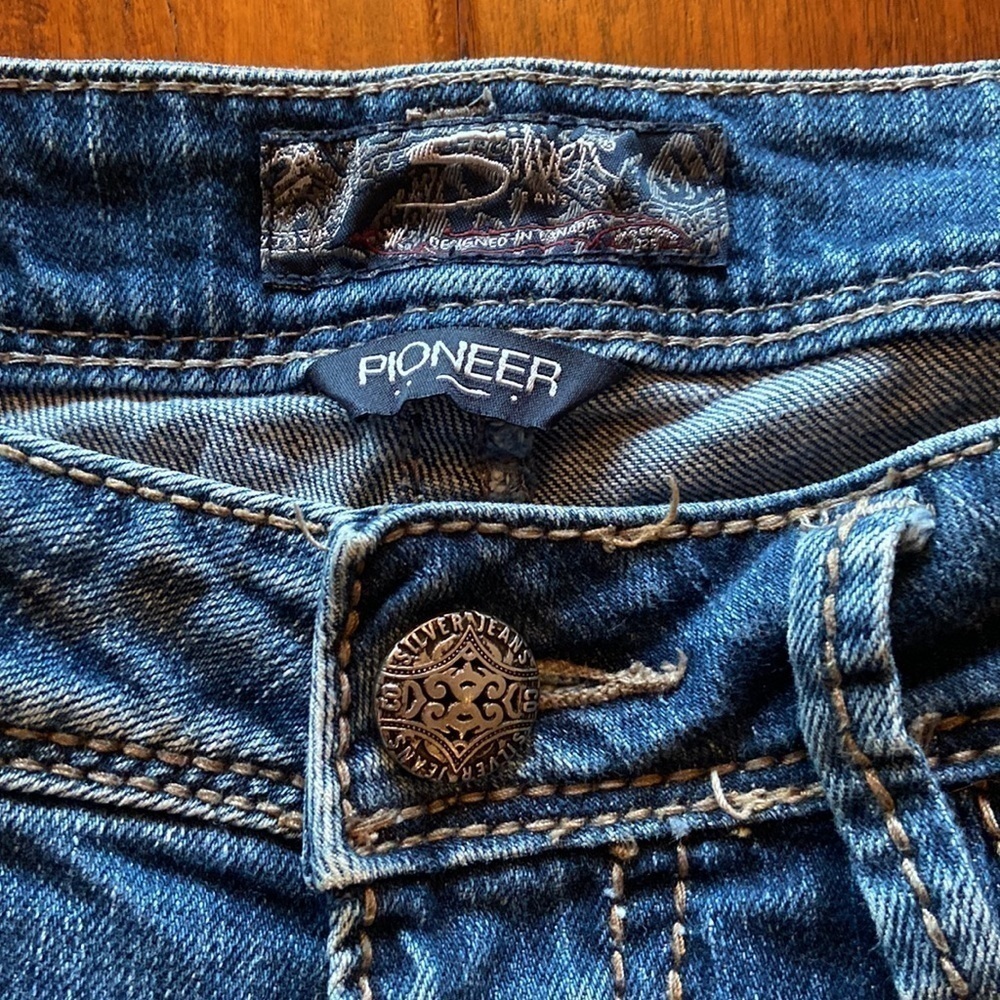 Womens Silver Jeans Co. Pioneer Jeans in Size 27x31 [LIKE NEW] - Picture 5 of 8